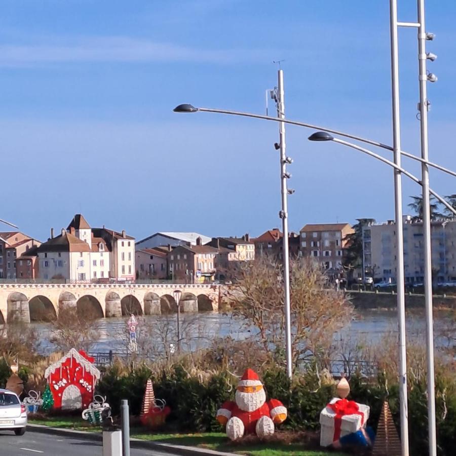 Center Macon Charmant Appartement Avec Vue Sur La Saone Exterior foto